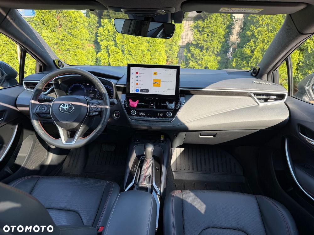 Toyota Corolla 2.0 Hybrid GR Sport - 24