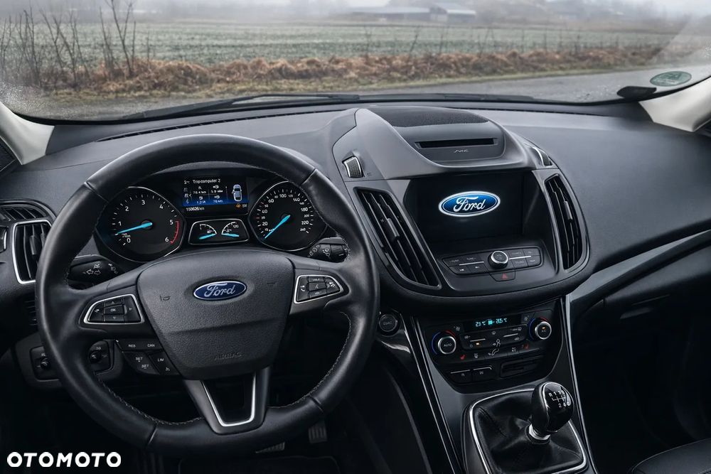 Ford Kuga 2.0 TDCi 4x2 Titanium - 7