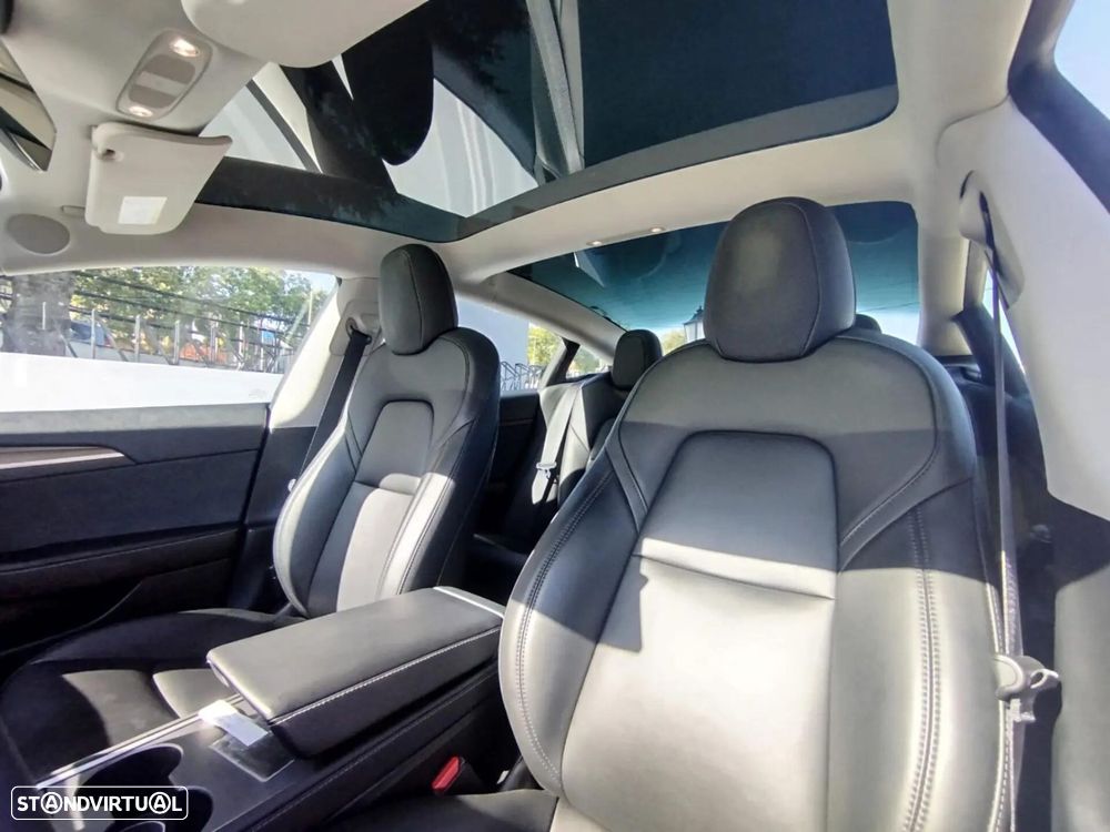Tesla Model 3 Long Range Tração Traseira - 11