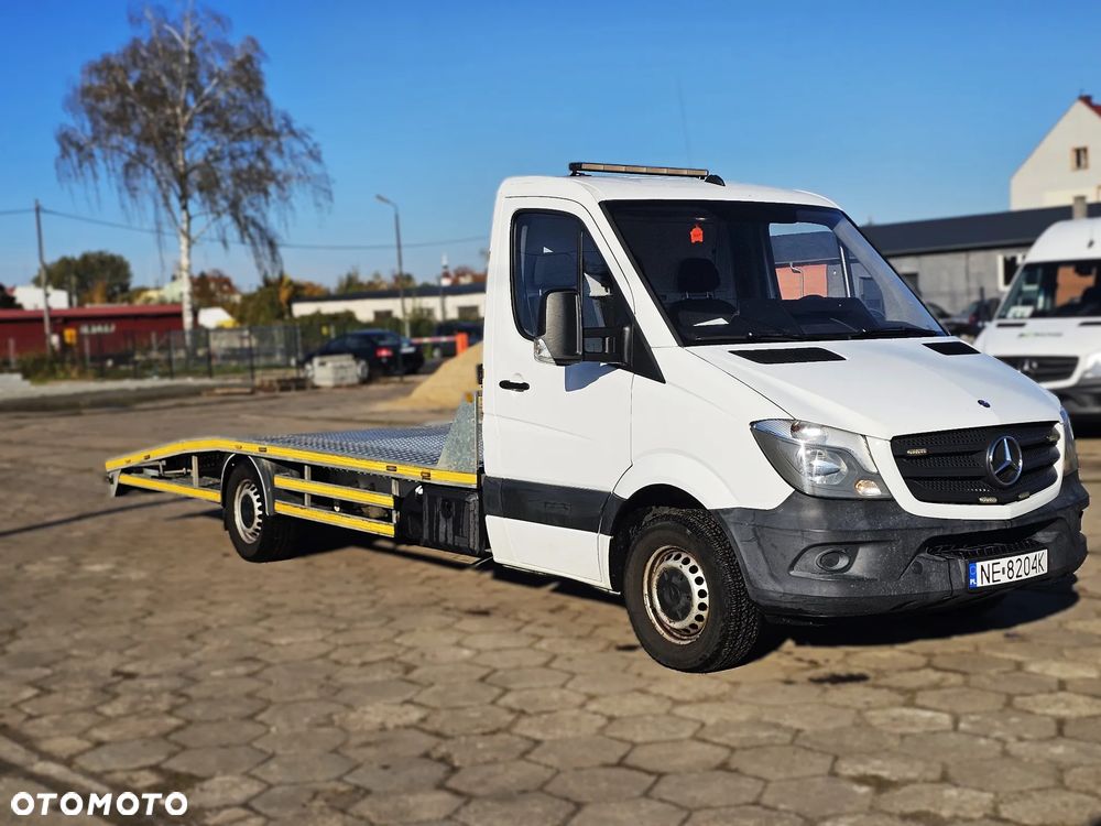 Mercedes-Benz Sprinter - 1