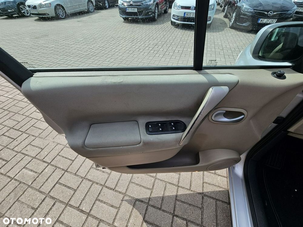 Renault Scenic 1.5 dCi Expression - 30