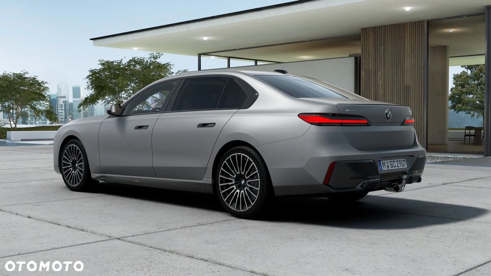 BMW Seria 7 740d xDrive - 2