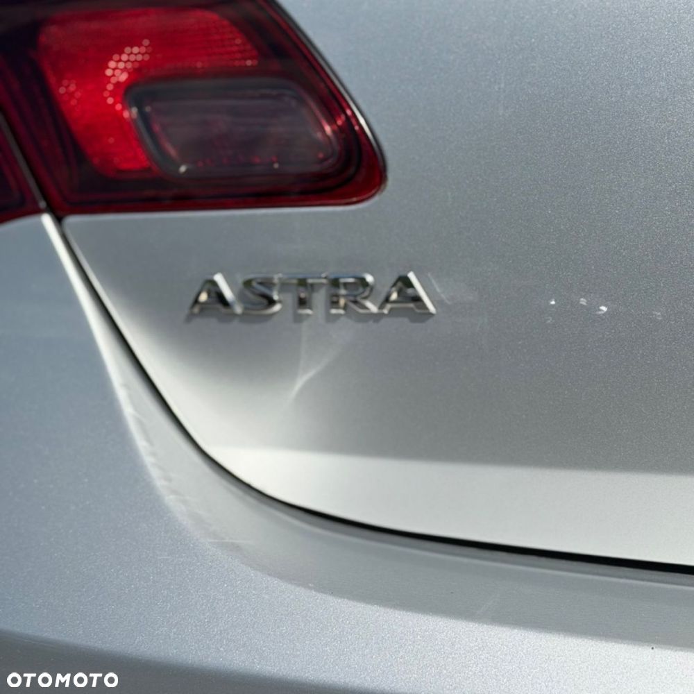 Opel Astra - 10