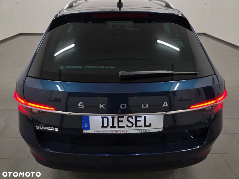 Skoda Superb 2.0 TDI SCR Style DSG - 36