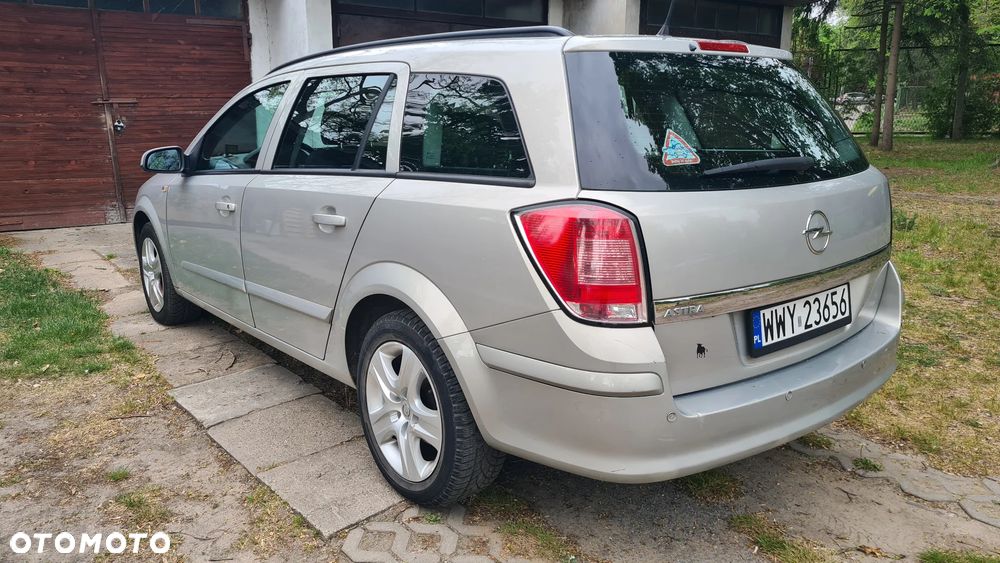 Opel Astra 1.6 Enjoy - 2