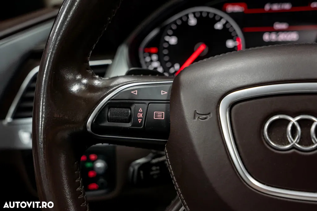 Audi A8 3.0 TDI ultra DPF quattro tiptronic - 38