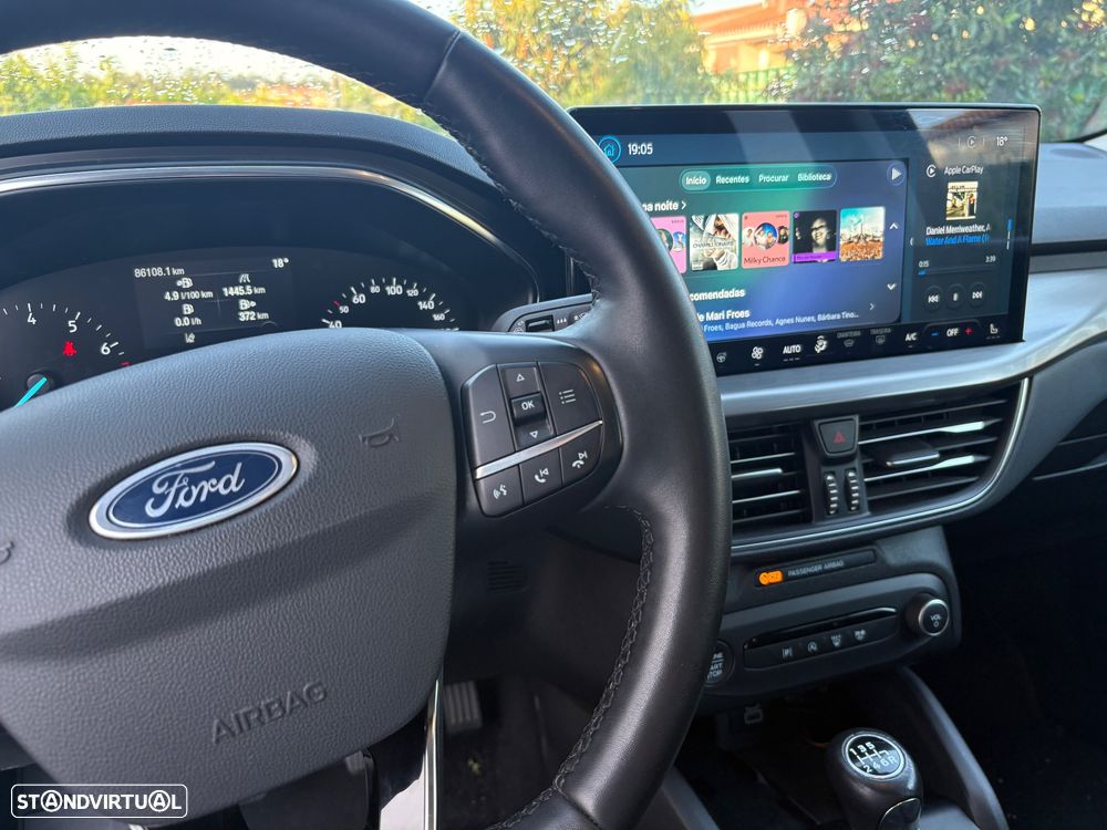 Ford Focus SW 1.0 EcoBoost Hybrid TITANIUM DESIGN - 16
