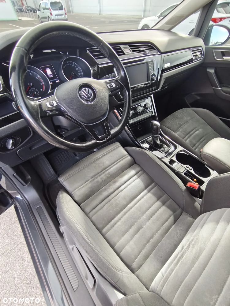 Volkswagen Touran 1.8 TSI BMT Highline DSG - 8