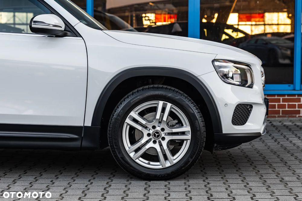 Mercedes-Benz GLB 200 Style 7G-DCT - 11