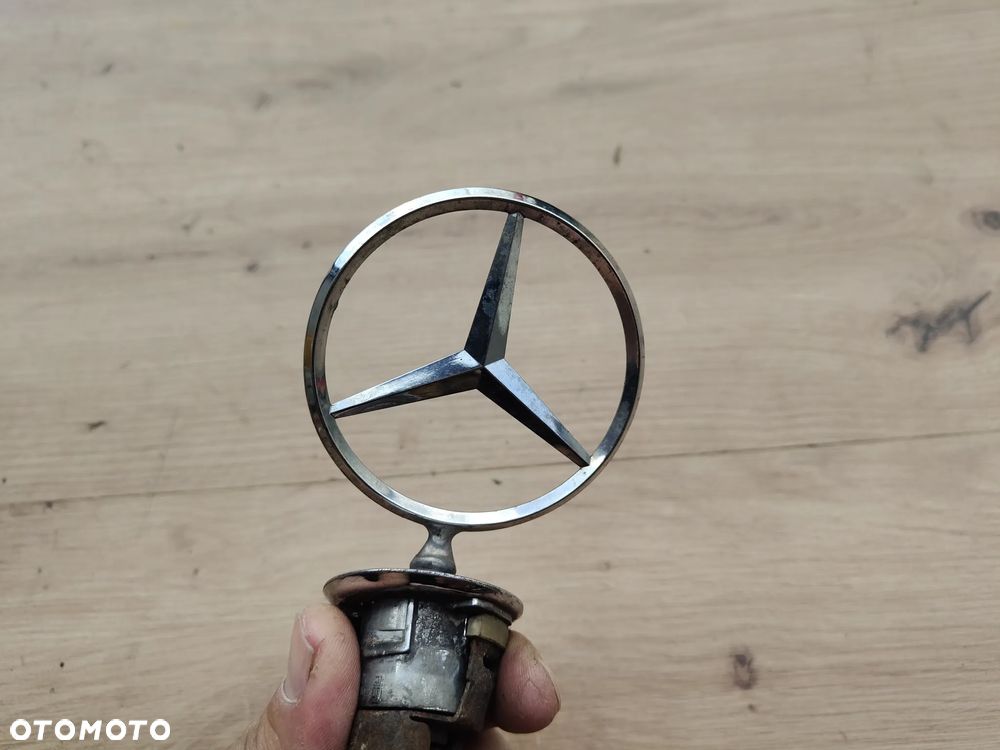 MERCEDES W210 W211 W220 W221 W203 W212 CELOWNIK MASKI EMBLEMAT ZNACZEK - 14