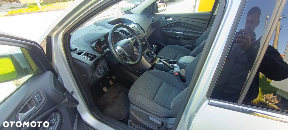 Ford Kuga 2.0 TDCi 4x4 Titanium - 20