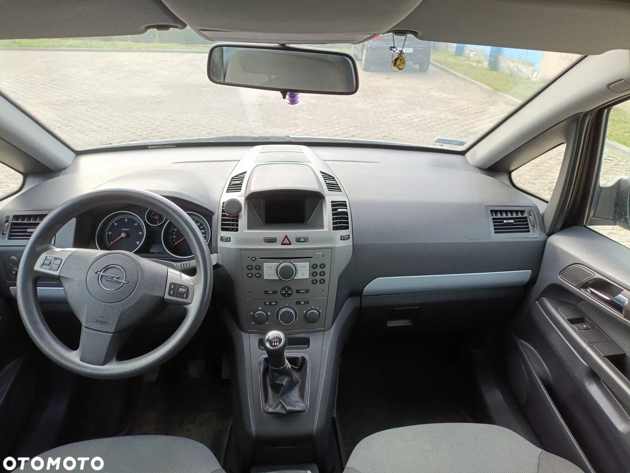 Opel Zafira 1.9 CDTI - 17