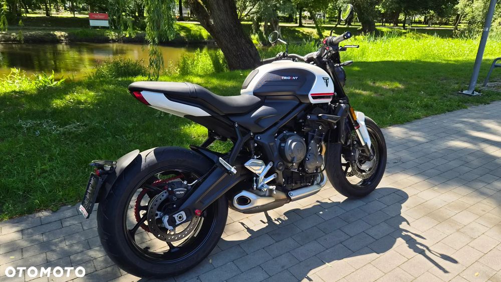 Triumph Trident - 3