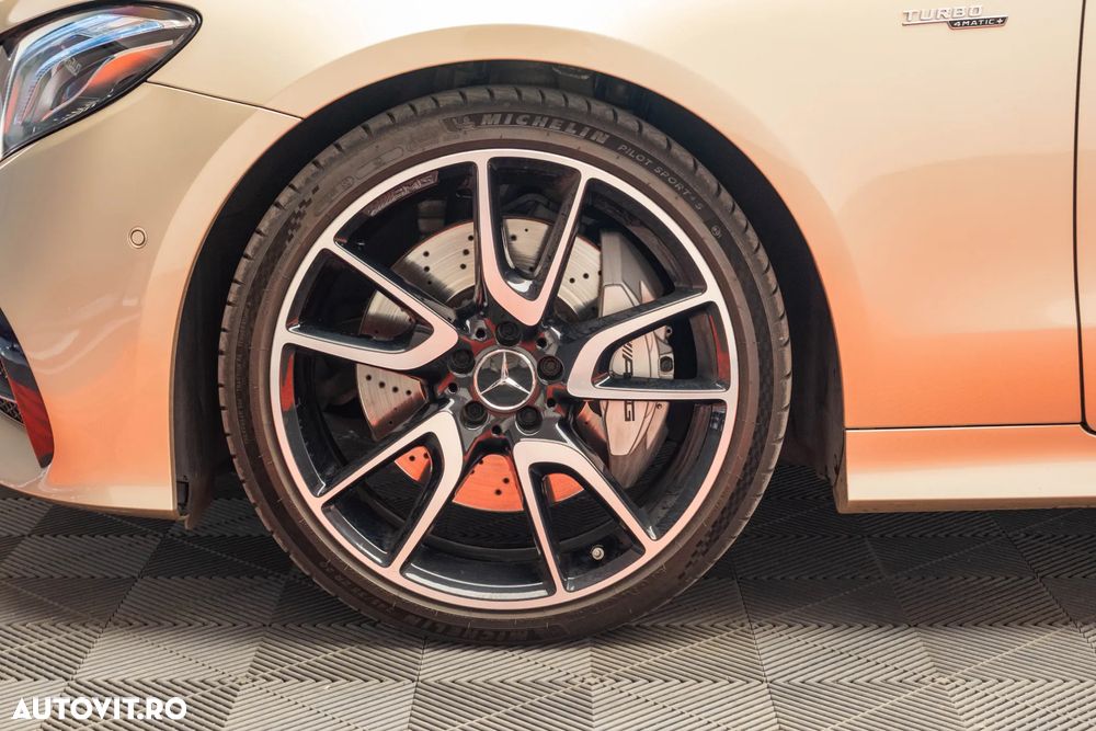 Mercedes-Benz E AMG 53 4Matic+ Coupe AMG Speedshift TCT-9G - 11
