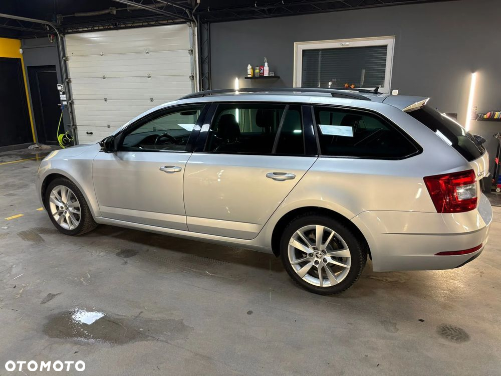 Skoda Octavia 2.0 TDI Style DSG - 8