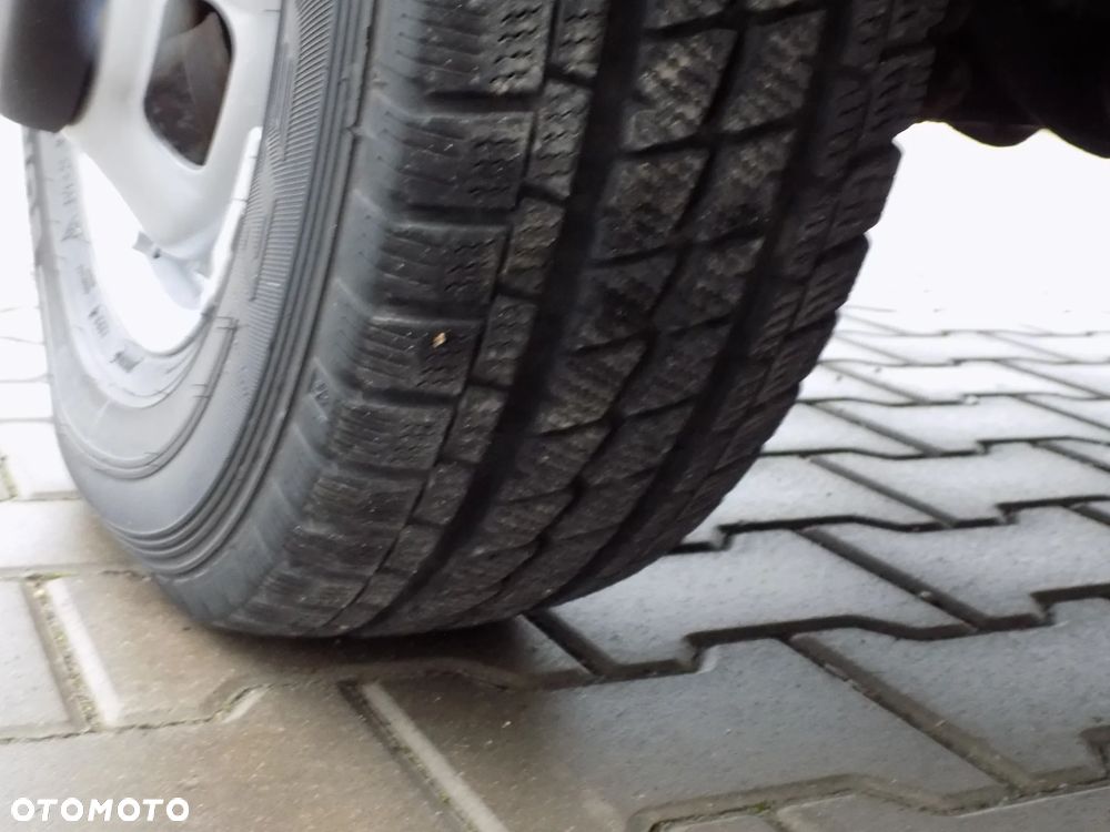 Iveco 35C12 DAILY - 11