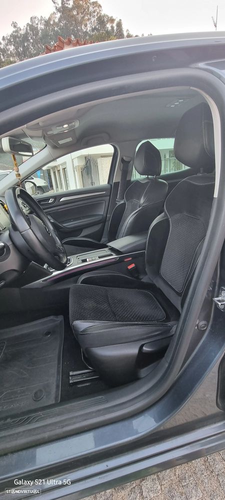 Renault Mégane ENERGY dCi 110 INTENS - 11