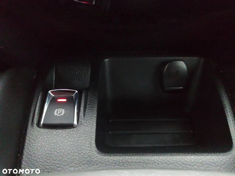 Nissan Qashqai 1.2 DIG-T Tekna EU6 - 24