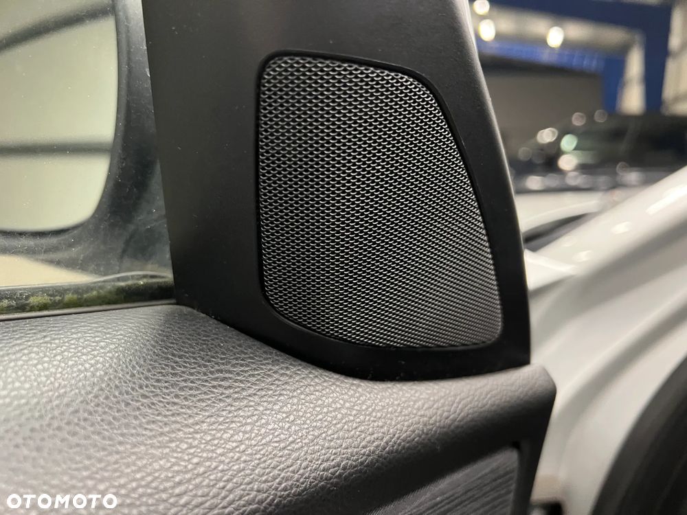 BMW Seria 1 118d - 24