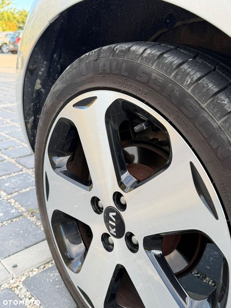 Kia Rio 1.4 Spirit - 23