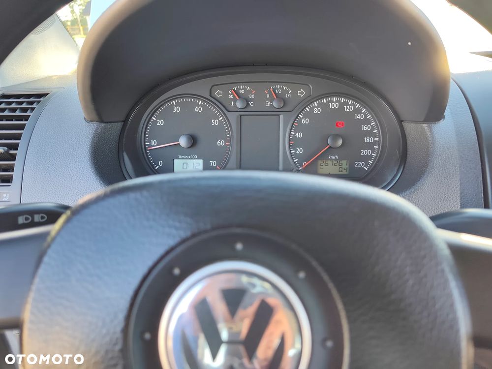 Volkswagen Polo - 28