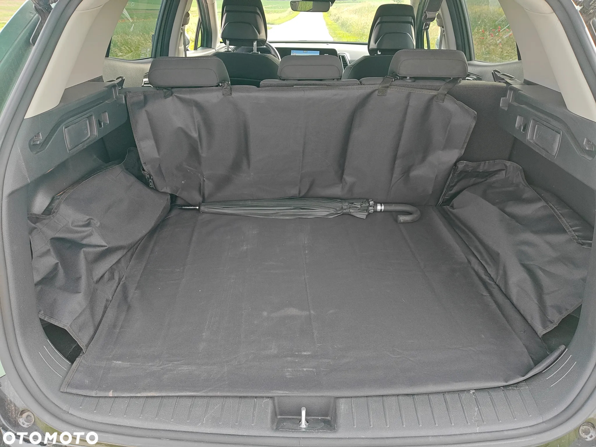 Kia Sportage - 16