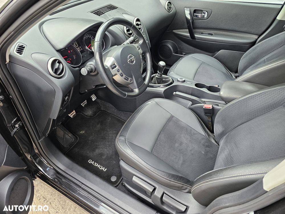 Nissan Qashqai 1.6 DCI ALL-MODE 4x4i N-Connecta - 12