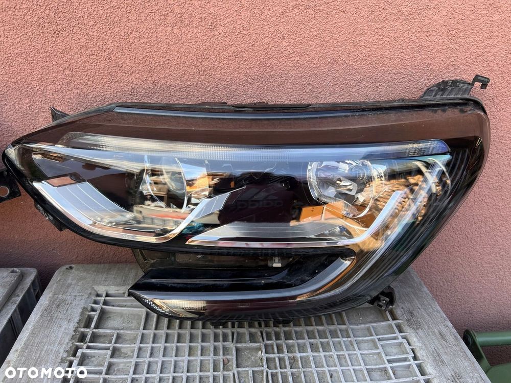 Lampa przednia RENAULT MEGANE IV ZWYKŁE LED KOMPLET EUROPA ORYGINALNE VALEO - 3