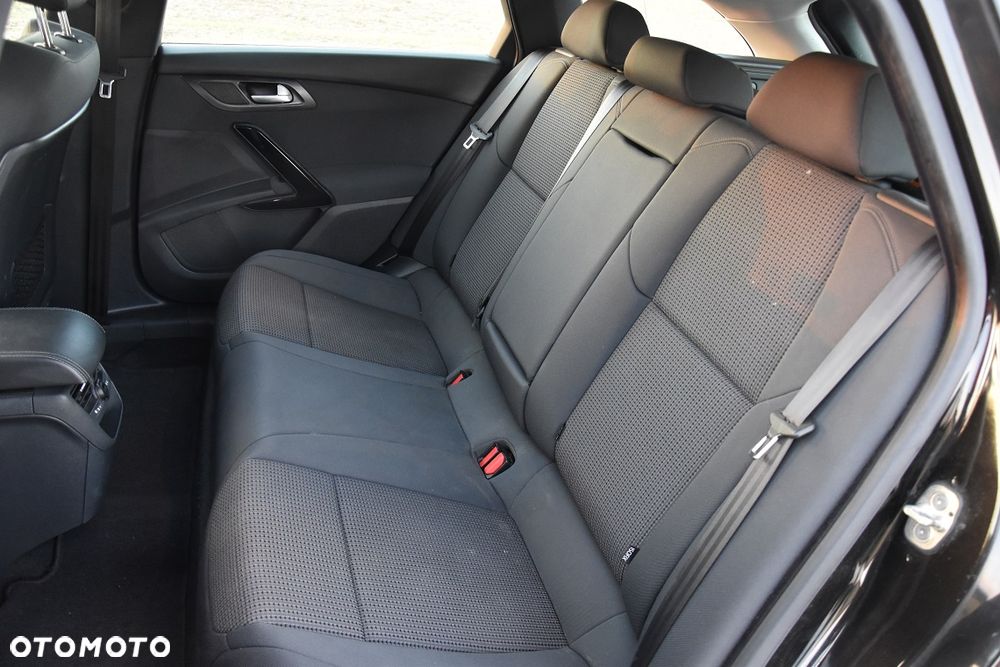 Peugeot 508 HDi FAP 140 Allure - 12