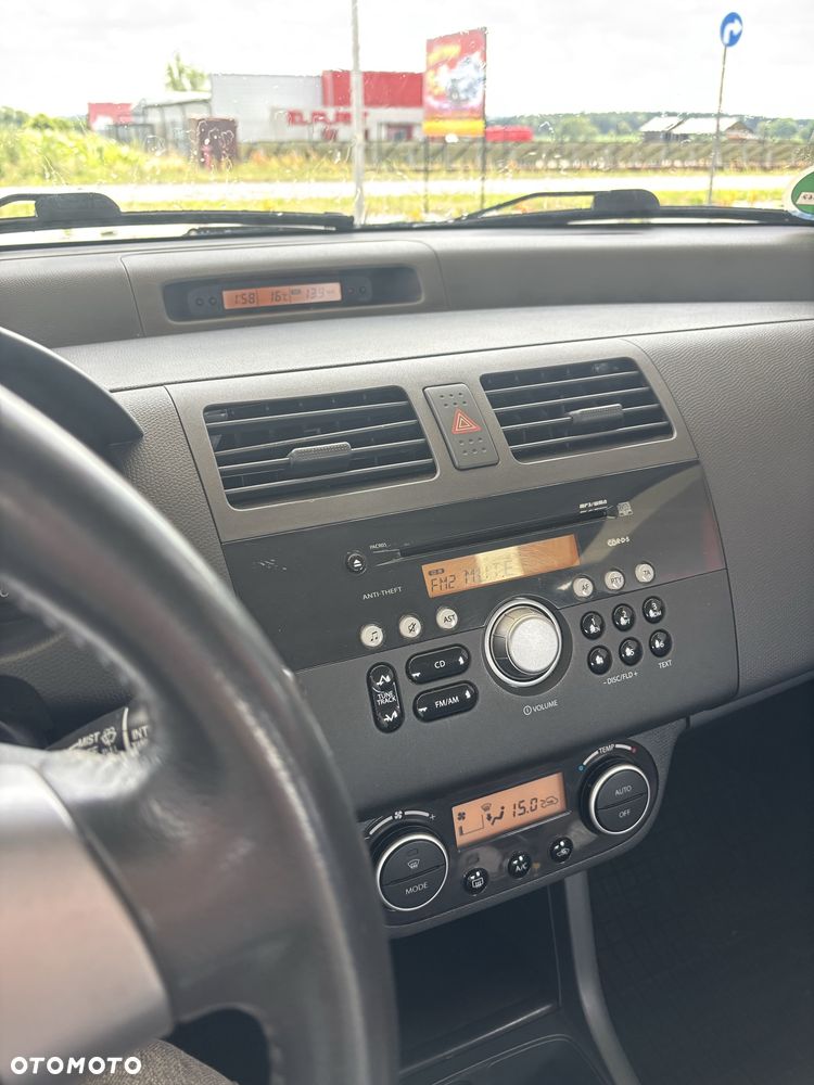 Suzuki Swift - 8