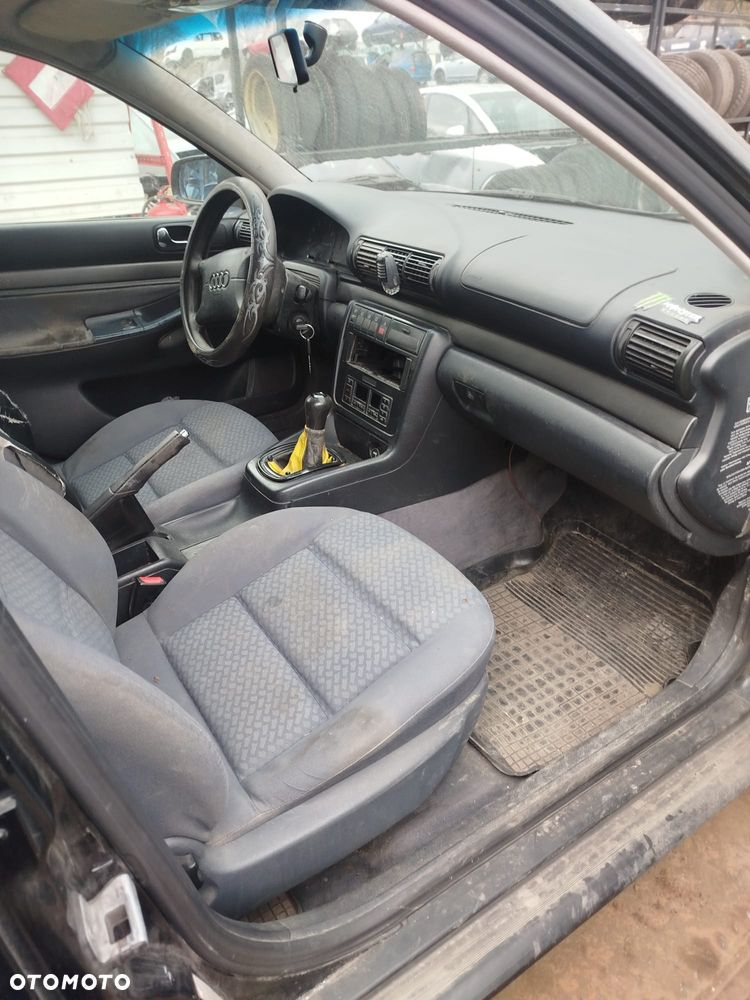 Audi A4 B5 na części. - 4