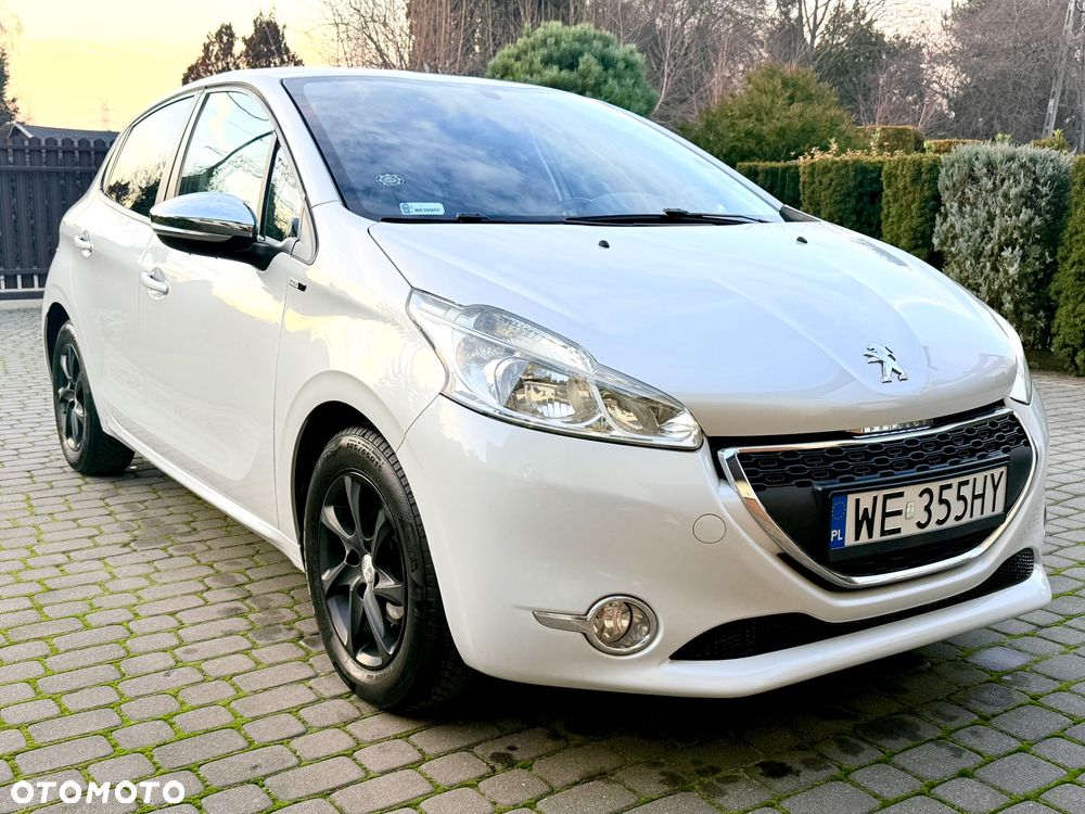 Peugeot 208 1.2 PureTech Style - 2