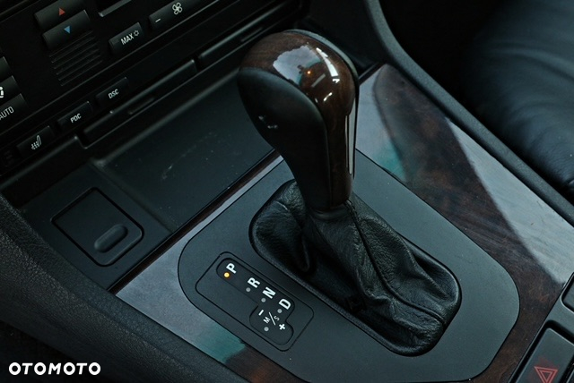 BMW Seria 5 - 30