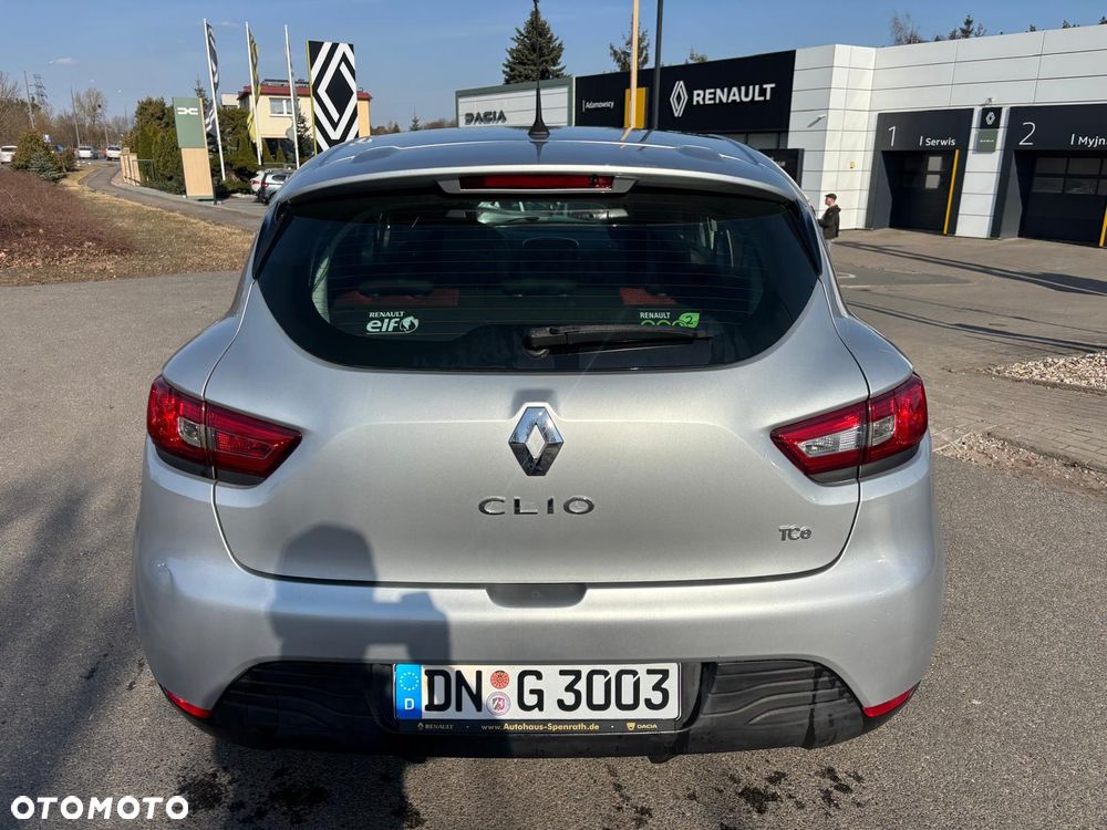 Renault Clio TCe 90 Paris - 18