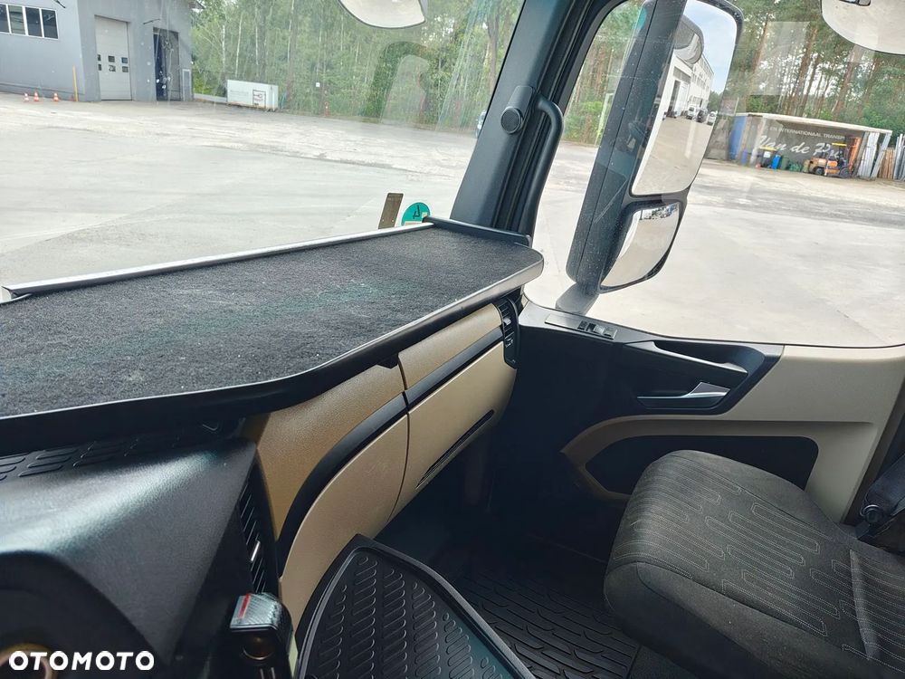 Mercedes-Benz ACTROS 1845 315/70R22,5 - 27