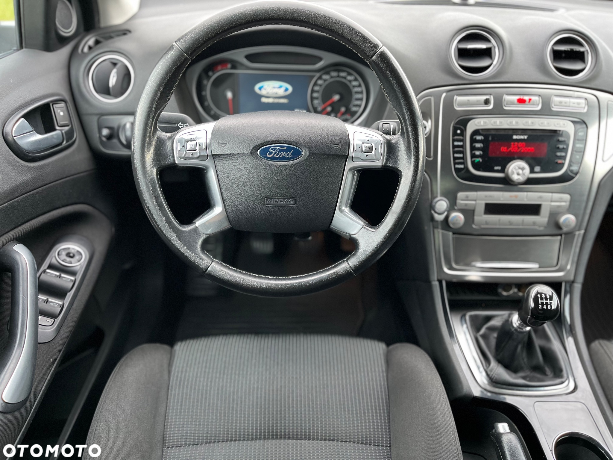Ford Mondeo - 17