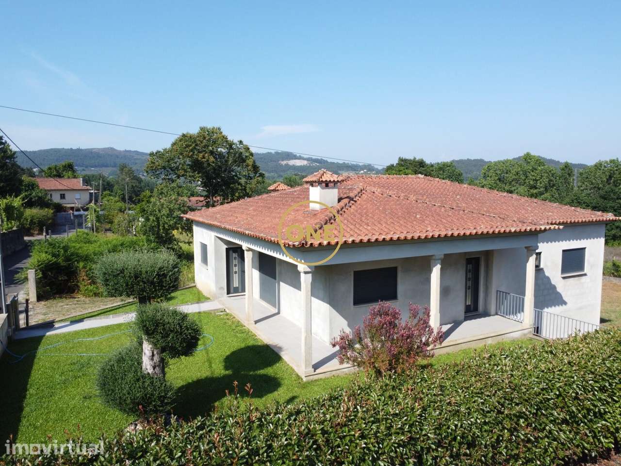 Moradia T3 com Suite e Terreno de 800 m2 em Atiães, Vila Verde - Grande imagem: 3/22