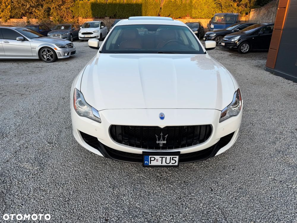 Maserati Quattroporte - 5