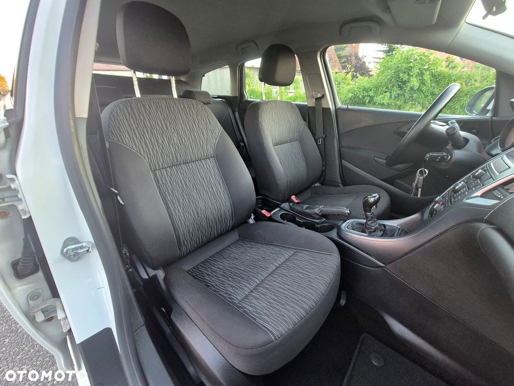 Opel Astra 1.6 Style - 19