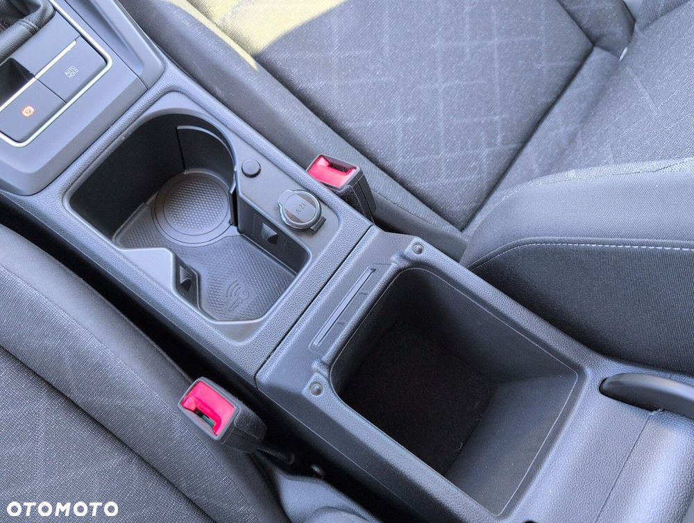Volkswagen Golf Variant 1.5 TSI EVO Life - 33