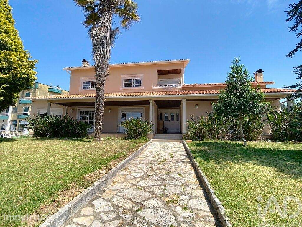 Casa / Villa T5 em Meirinhas de 640,00 m2 - Grande imagem: 2/23