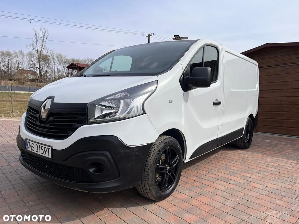 Renault TRAFIC - 2