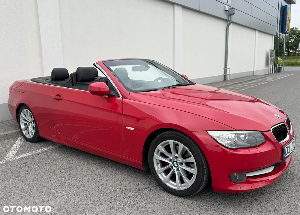 BMW Seria 3 320i - 1