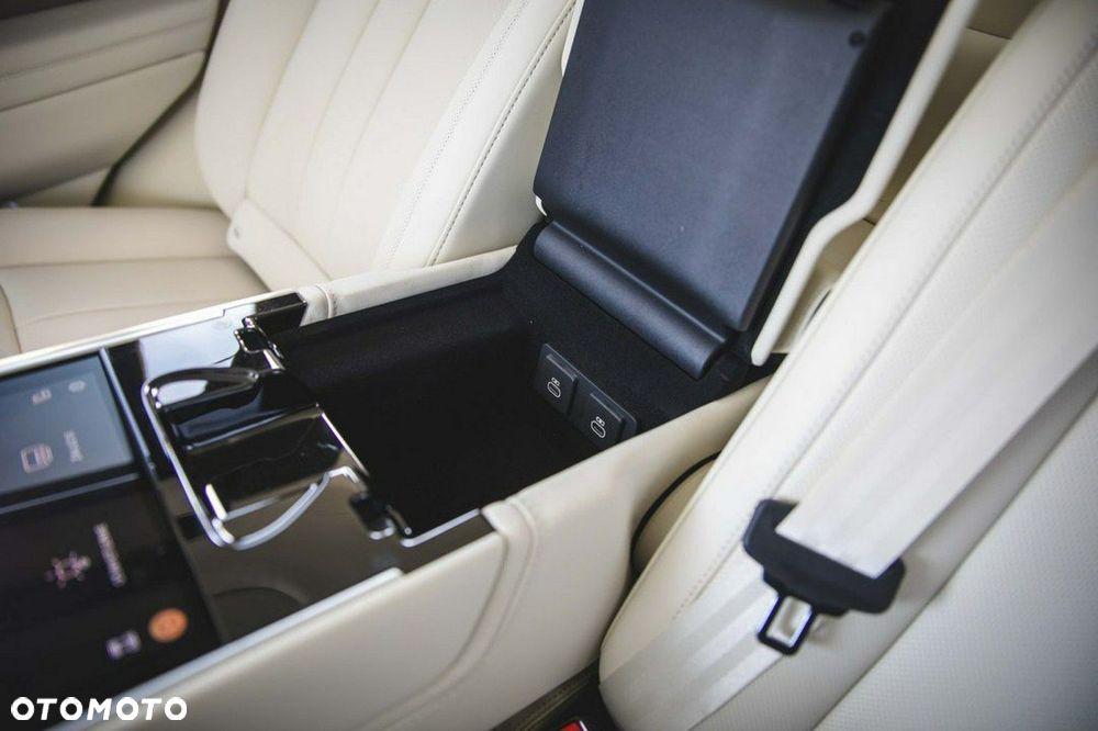 Land Rover Range Rover - 20