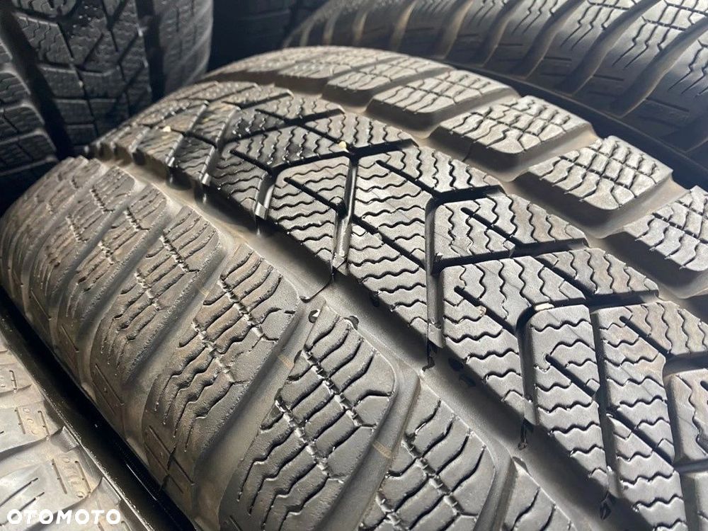 225/45r19 Pirelli SottoZero 3 RSC_6,5mm_4szt_(34) - 6