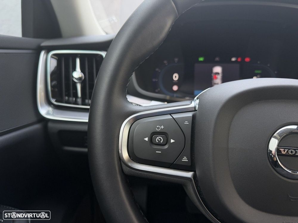 Volvo V60 2.0 T6 AWD TE Core - 20
