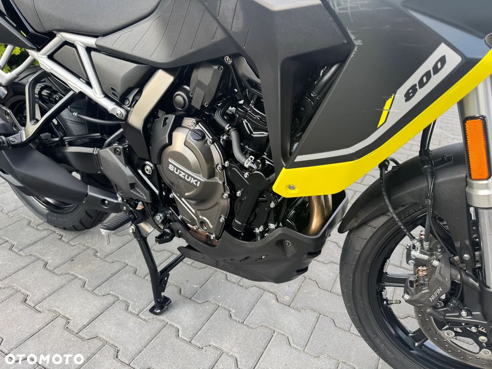 Suzuki V-STROM - 38