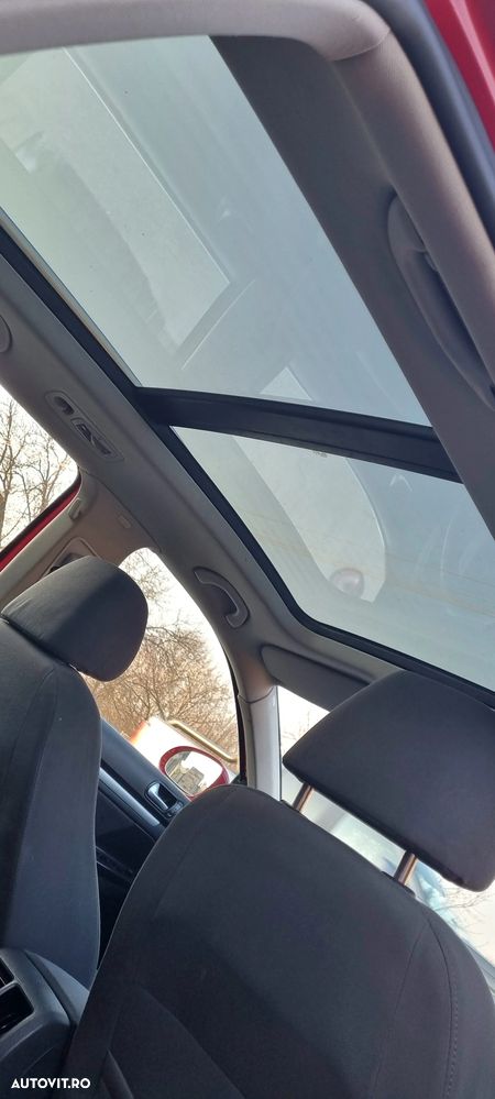 Volkswagen Golf 1.9 TDI DPF Sportline BlueMotion - 10