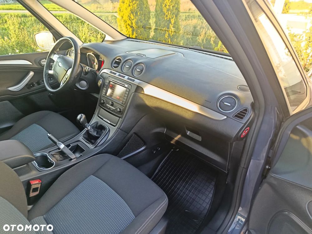 Ford Galaxy 2.0 TDCi Trend - 23
