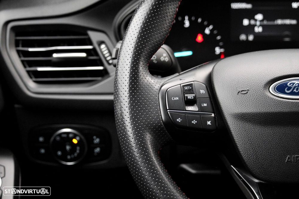 Ford Focus SW 1.5 TDCi EcoBlue ST-Line - 27